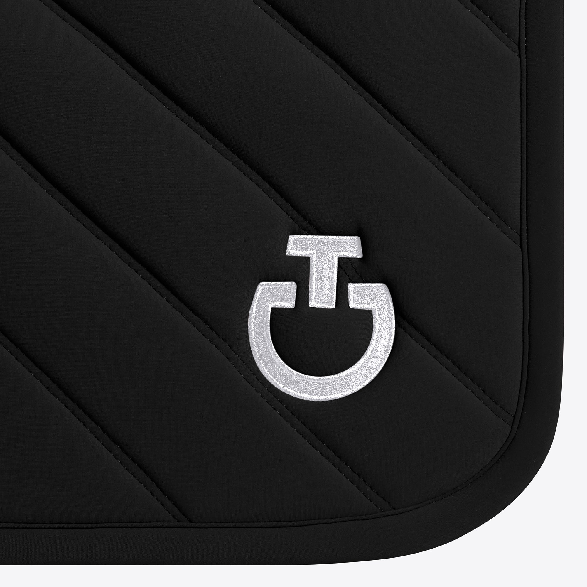 PRE-ORDER : Cavalleria Toscana Diamonds and Lines quilted jumping saddle pad